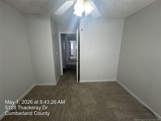 Building Photo - 5128 Thackeray Dr
