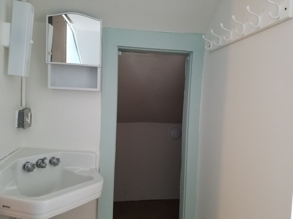 Building Photo - 137 Saint Peter St