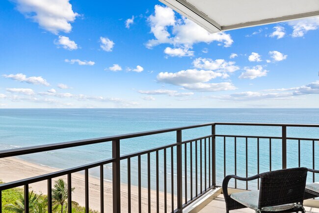 Building Photo - 3009 S Ocean Blvd