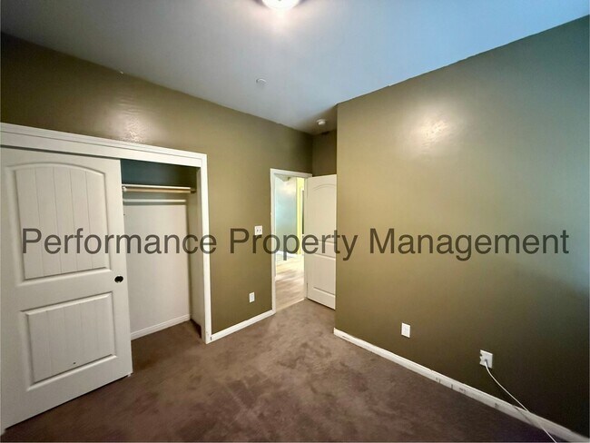 Building Photo - 7010 Olen Arnold Ave