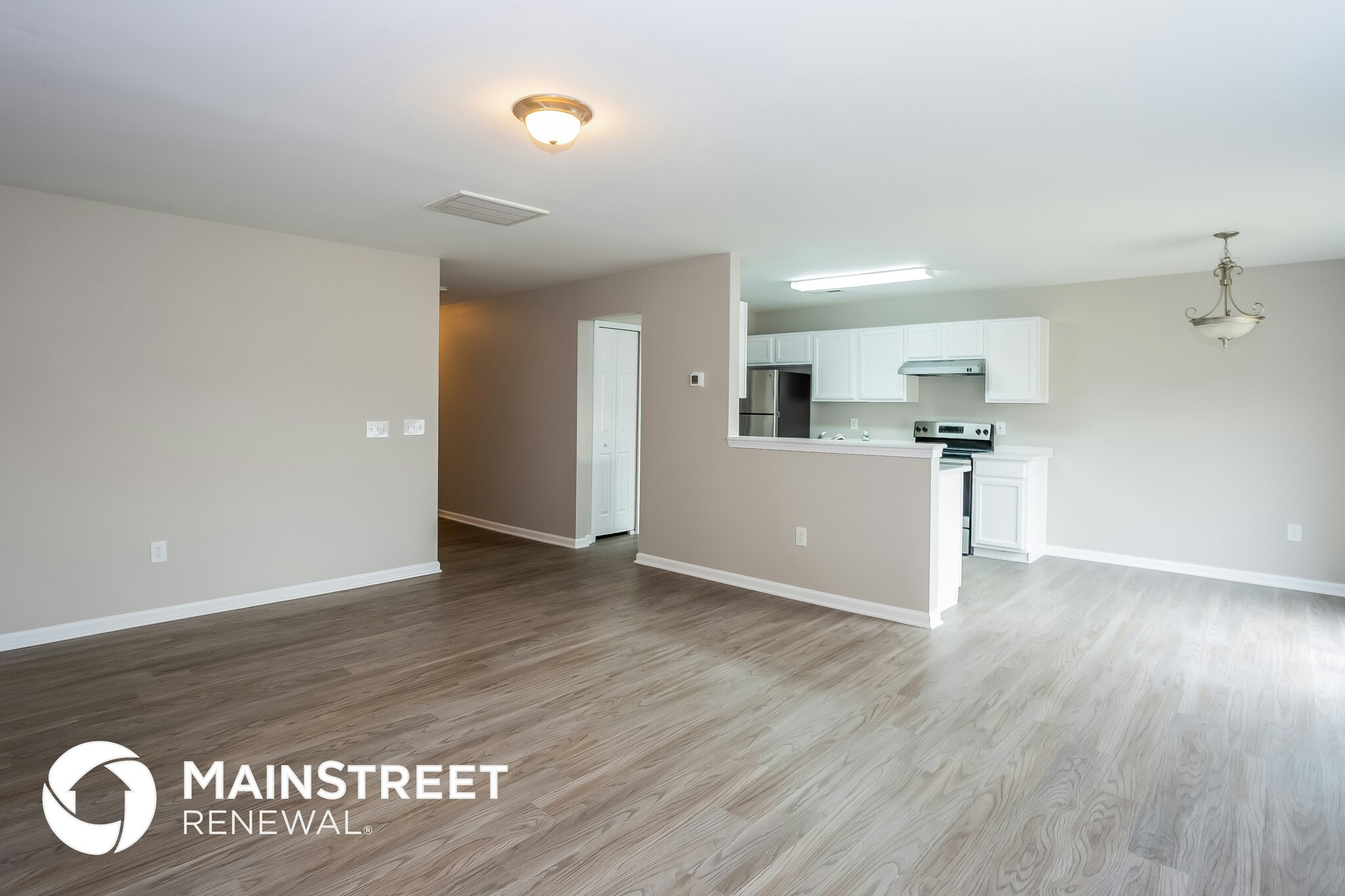 Building Photo - 4941 Hawfield St