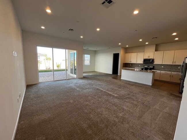 Building Photo - Modern 3-Bedroom Home in Skye Canyon Ranch...