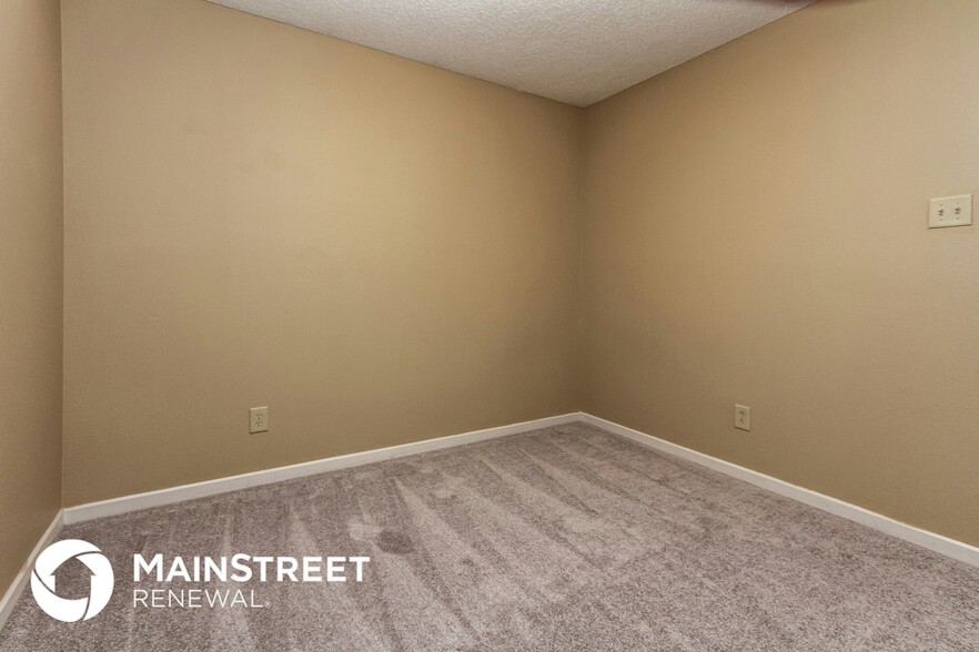 Building Photo - 1742 Elijah Blue Dr