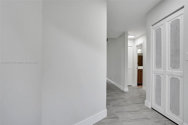 Building Photo - 3821 Arelia Dr