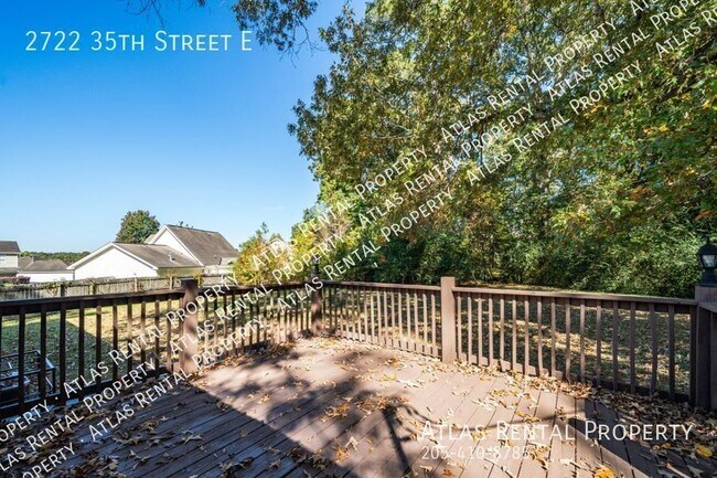 Building Photo - 2722 35th St E