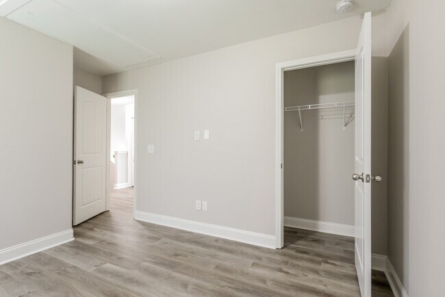 Building Photo - 5204 Newport Landing Way