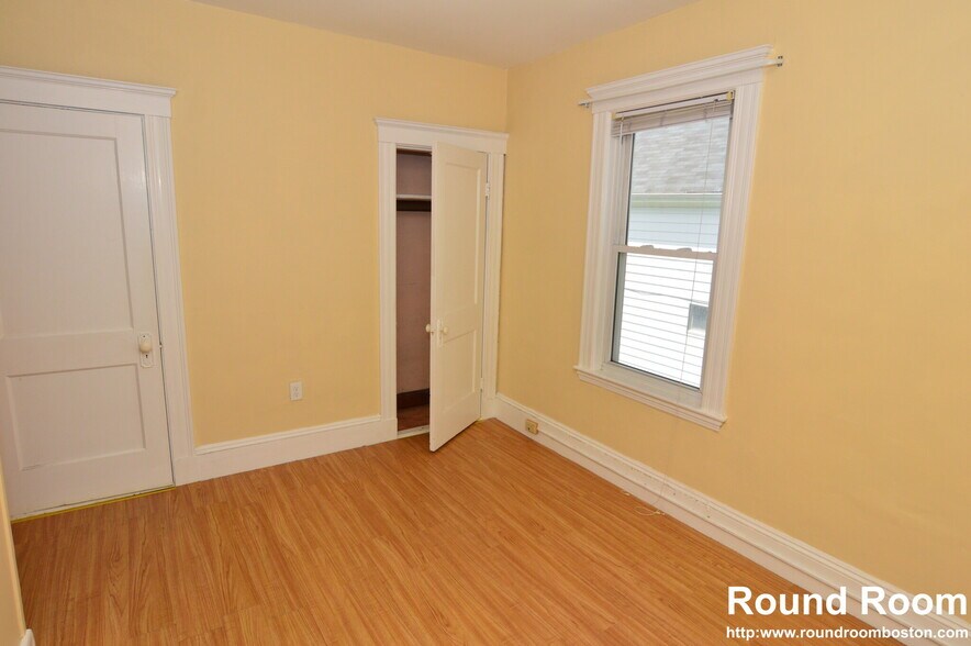 Building Photo - 100 Etna St