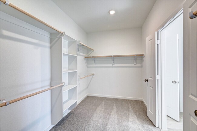 Building Photo - 26923 Zebra Grass Dr