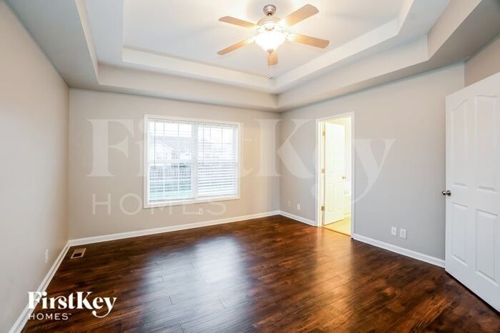 Building Photo - 3748 Naples Ct N
