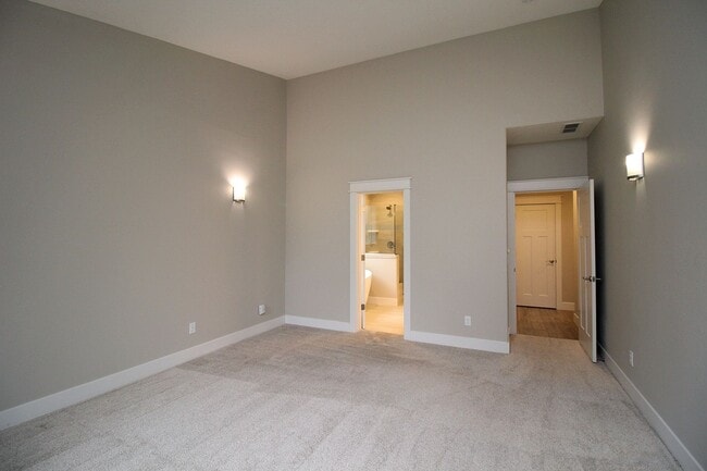 Building Photo - Spectacular Newer Construction Aloha 4 Bed/2.5 Bath Home on Dead-End Street
