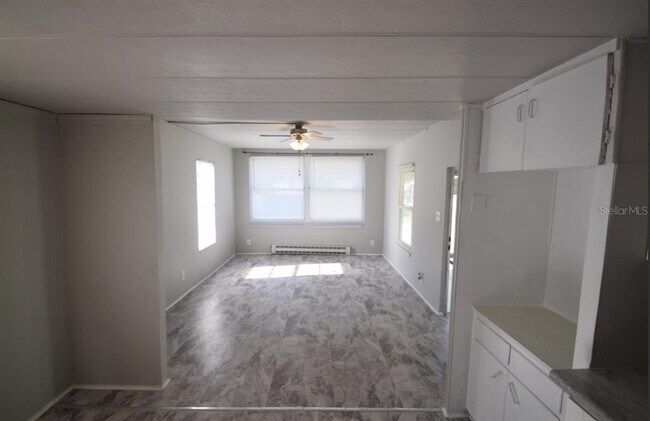 Building Photo - 3310 Peachtree Hill Rd