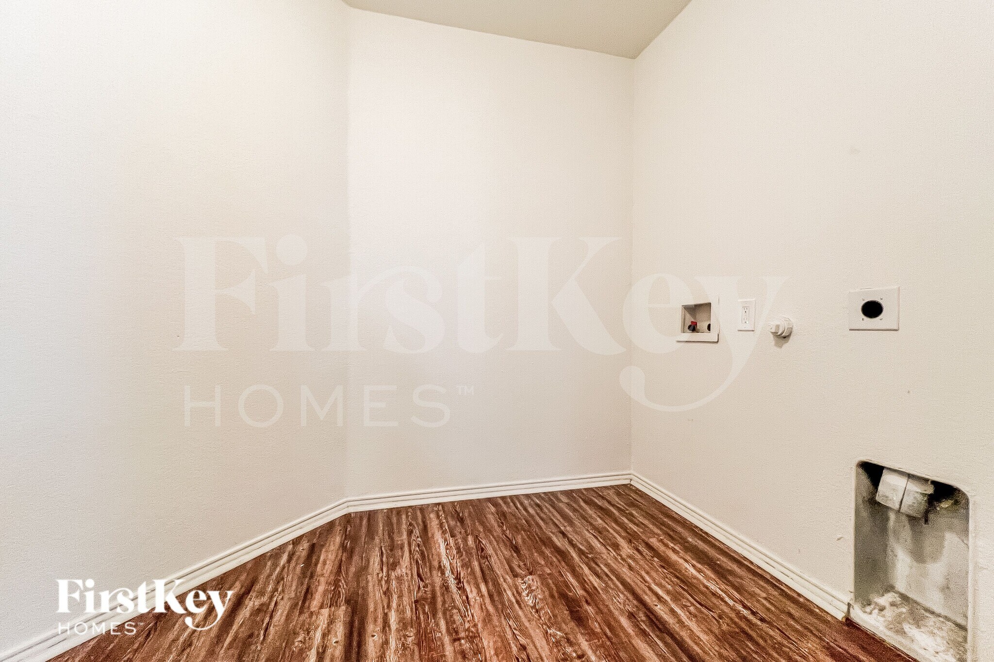 Building Photo - 2025 Kickapoo Trail