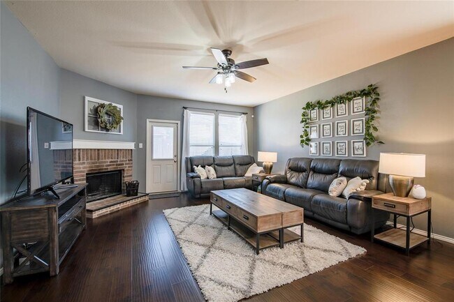 Building Photo - 7616 Berrenda Dr