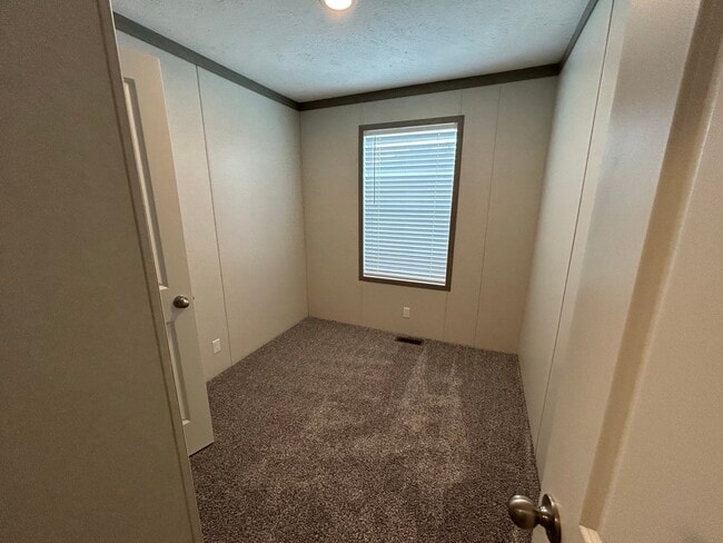 Building Photo - 701 Hawaii