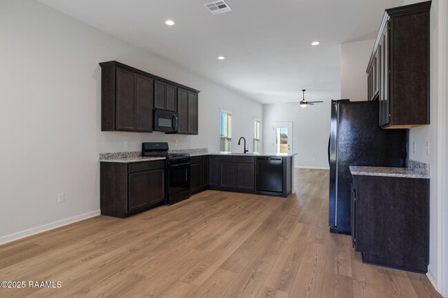 Building Photo - 225 Wakely Ct