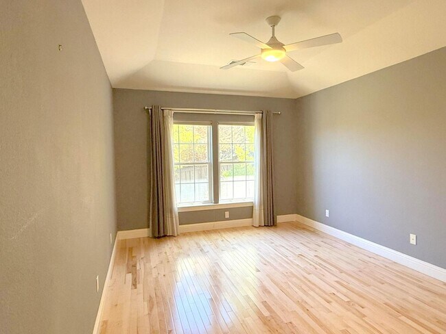 Building Photo - NEW PRICE ! Westside Alamo Custom Estate W...