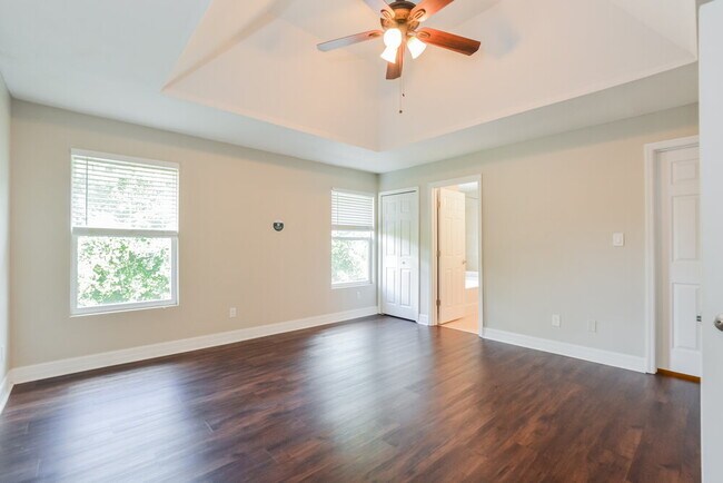 Building Photo - 811 Longleaf Pine Ct