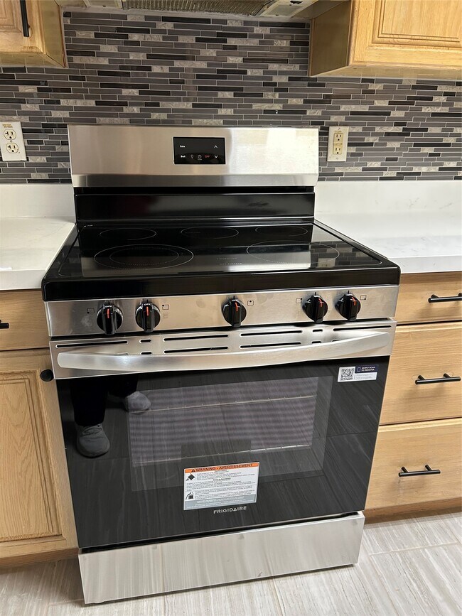 Building Photo - 12633 Memorial Dr