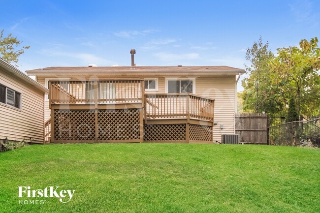 Building Photo - 17213 Springtide Ln