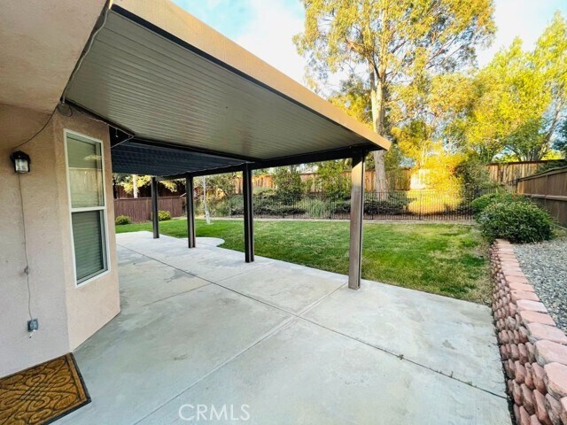 Building Photo - 42020 Dahlia Way