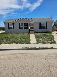 Building Photo - ALL PROSPECTIVE TENANTS MUST SUBMIT A $58 ...