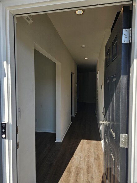 Building Photo - 4290 Callum Ct