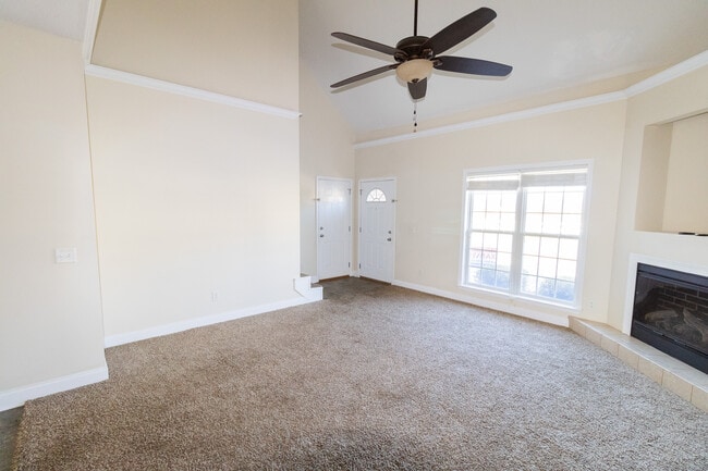 Building Photo - 8100 Burkhalter Rd