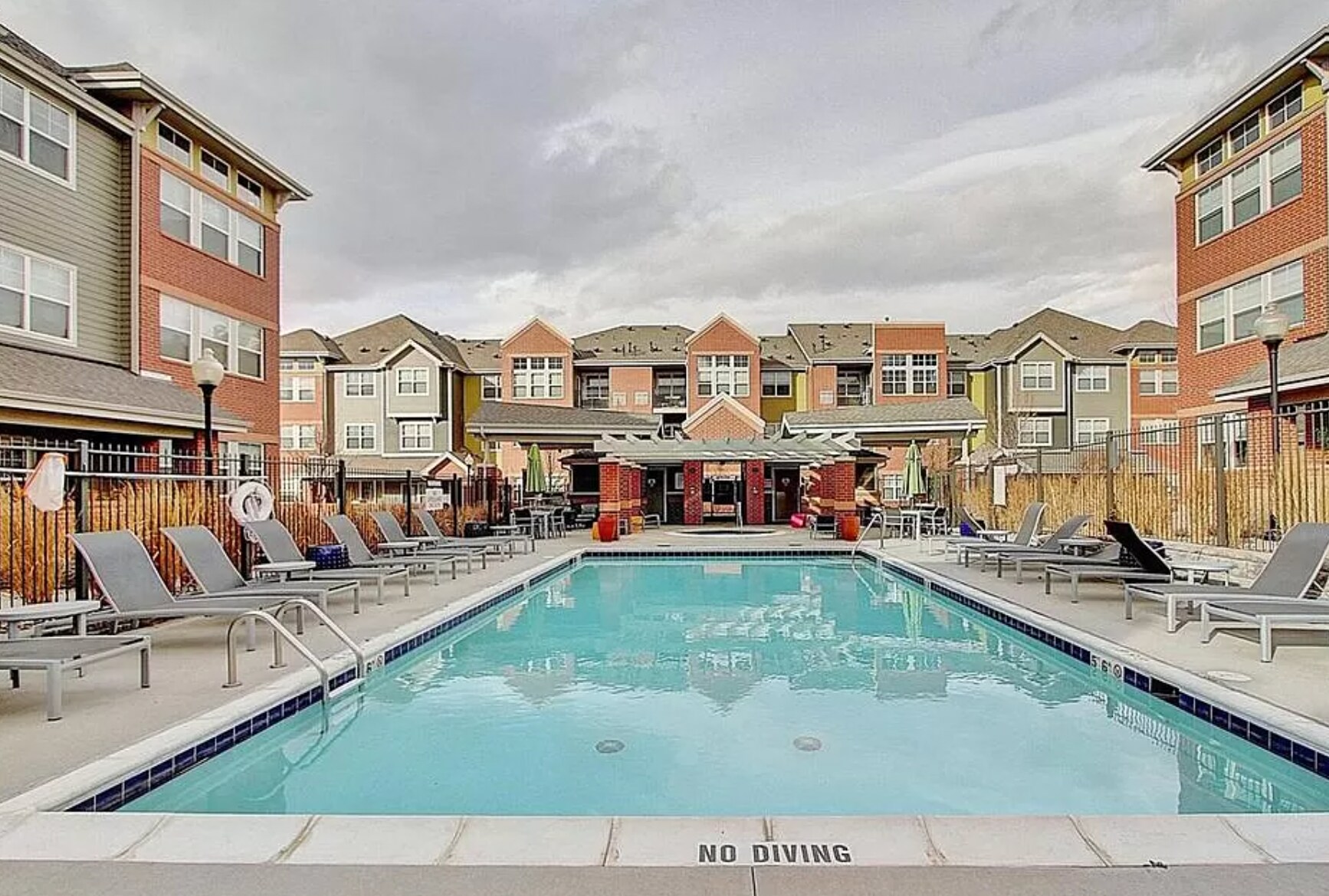 Building Photo - 9637 E 5th Ave