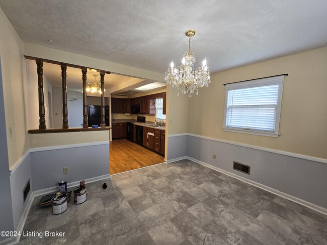 Building Photo - 4515 Lambert Rd