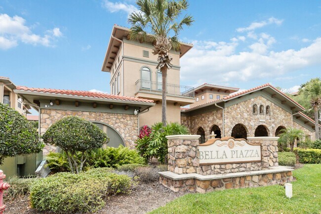 Building Photo - 901 Charo Pkwy
