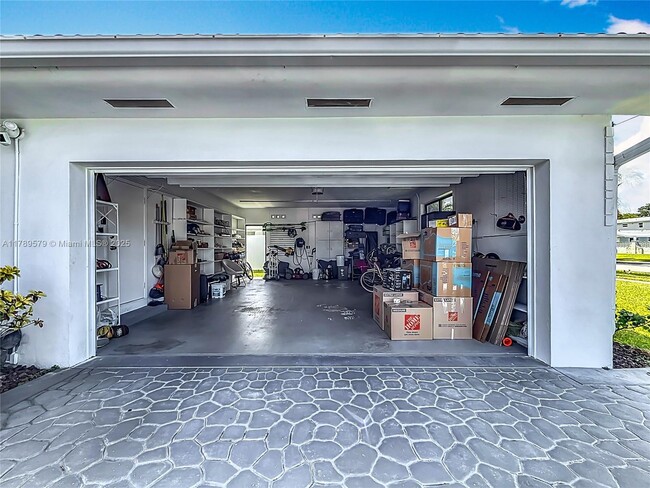 Building Photo - 4226 Taylor St