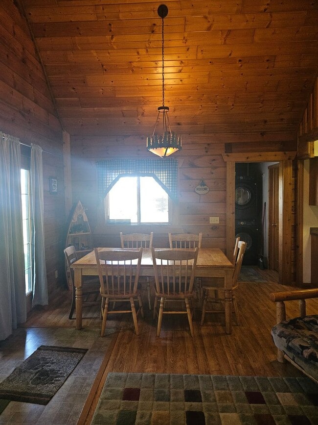 Building Photo - 2 Bed / 2 Bath Fully Furnished Cabin House in Warrens, WI!