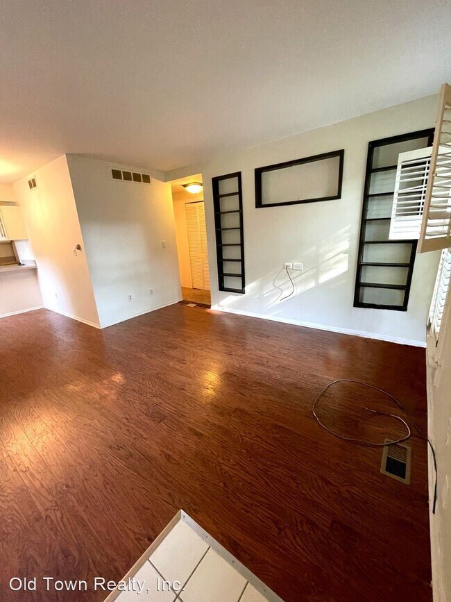 Building Photo - 2 br, 1 bath House - 2988 Whittier Court