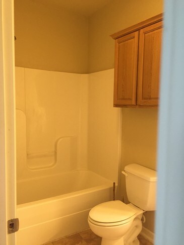 Building Photo - 2405 Brightside Dr