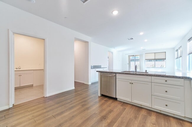 Building Photo - 85494 Cortona Ct