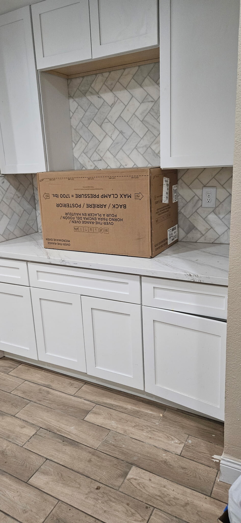 Building Photo - 3139 E Lyell Ave