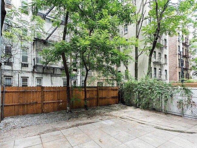 Building Photo - 309 East 92nd Street