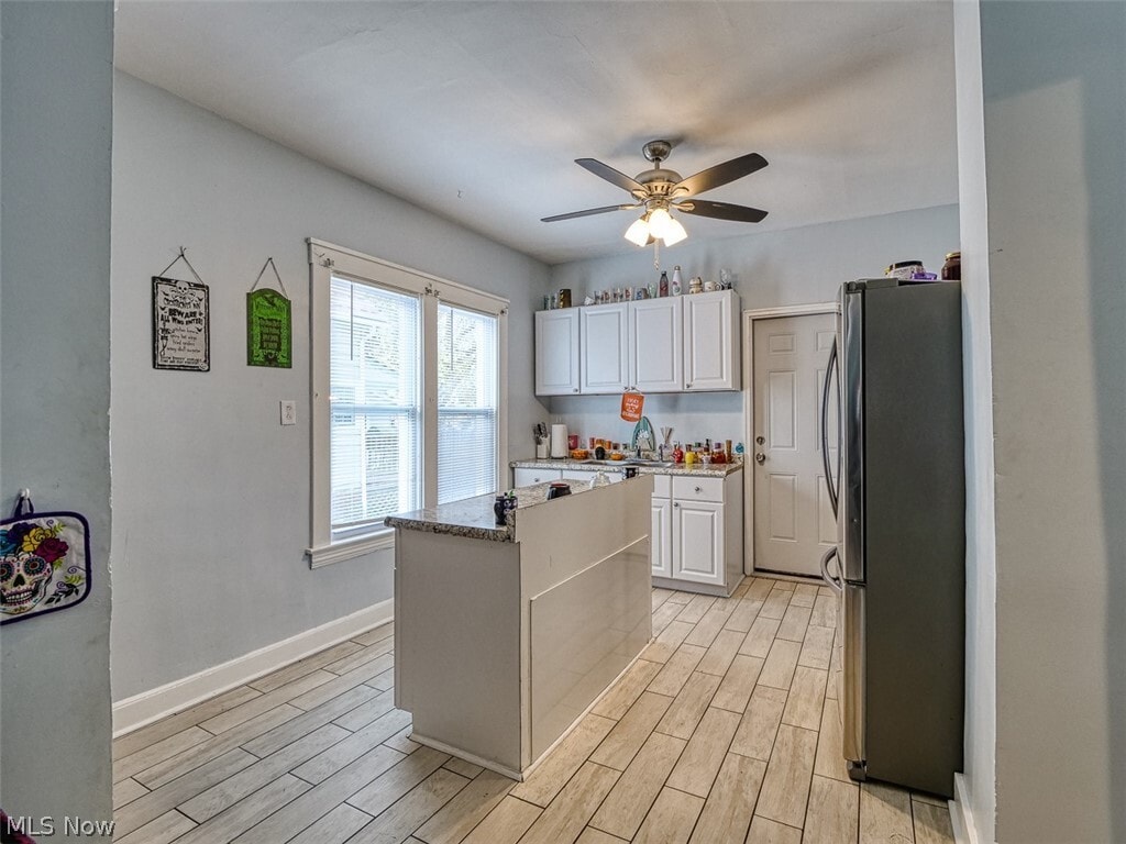 Building Photo - 3116 Searsdale Ave