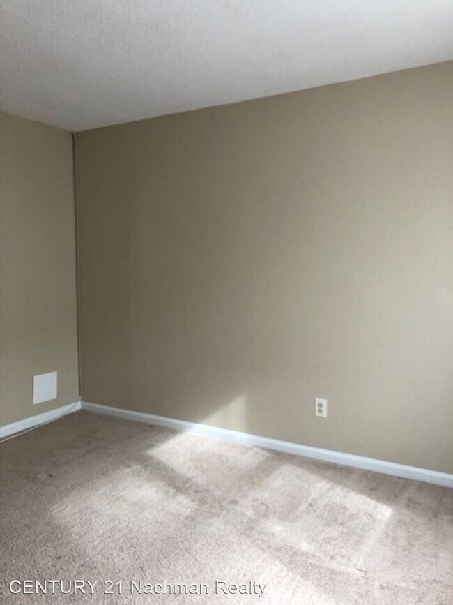 Building Photo - 2 br, 2.5 bath House - 26 Hard Wood Drive