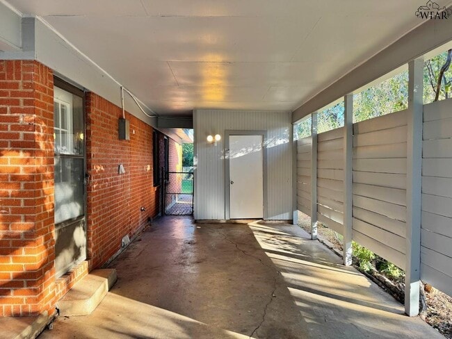 Building Photo - 4503 McCrory Ave