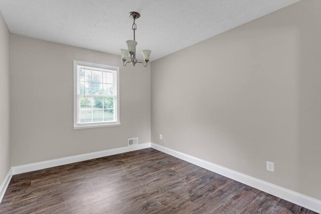 Building Photo - 8989 Teal Ln