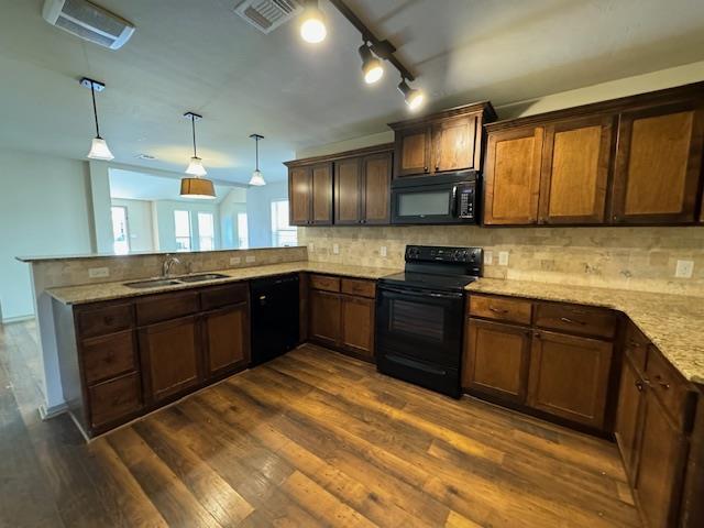 Building Photo - 18200 Viento Dr