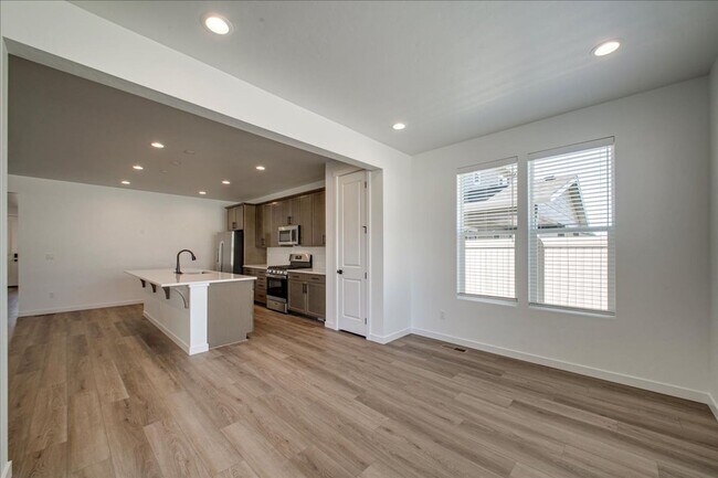 Building Photo - Stylish New Star Home with Resort-Style Perks
