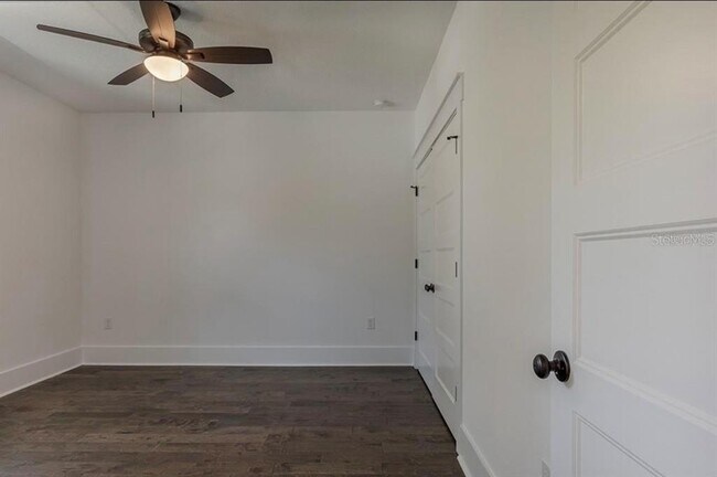 Building Photo - 5813 N 18th St