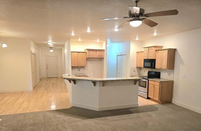 Building Photo - 9083 W Dalton Pl