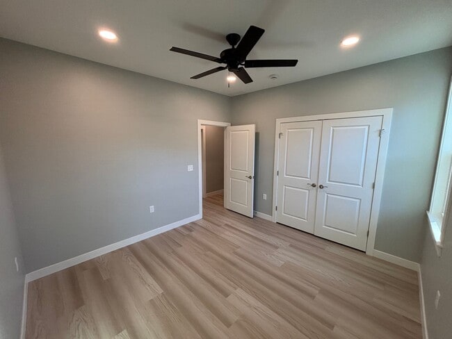 Building Photo - Stunning New Build in Central Manhattan! Available NOW!