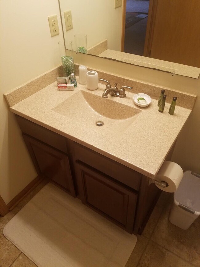 Building Photo - 2309 Deer Park Dr