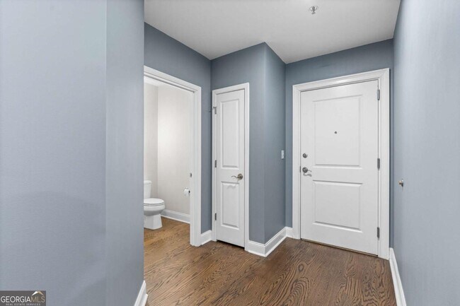 Building Photo - 270 17th St NW