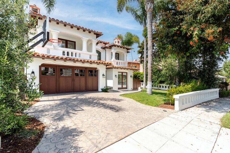 Building Photo - 607 S Gertruda Ave
