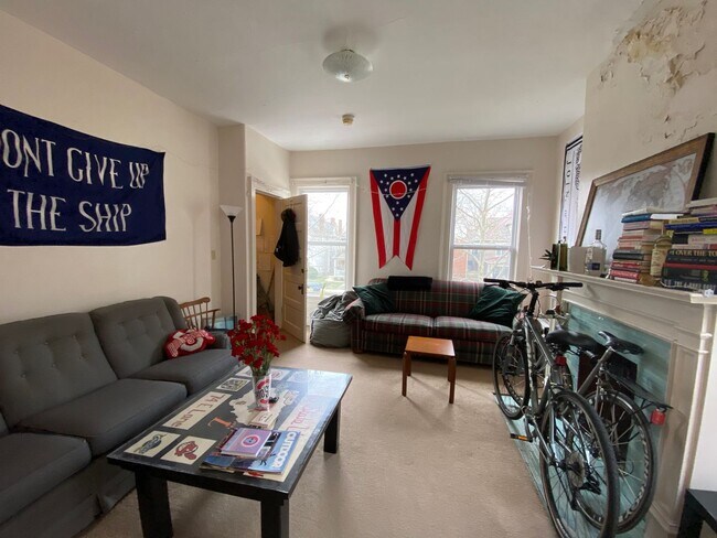 Building Photo - Neil Ave 1462-1464 HHR